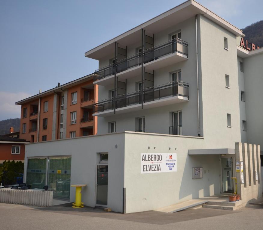 Albergo Elvezia Рівера Екстер'єр фото